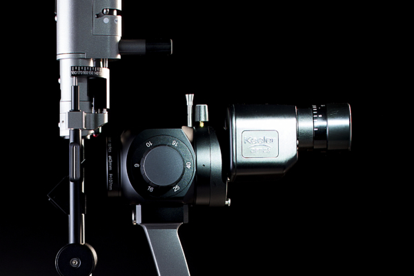 Q SERIES Lampara de Hendirura Keeler Symphony tipo Haag Streit Con sistema de captura de Foto y Video en HD -1225