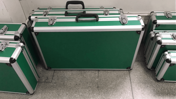 Estuche o Maletin para equipo de endoscopia universal compatible con bvarias marcas , varios tamaños y modelos existen varios sets especificos-0