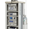 Renta MENSUAL de Torre de Endoscopia STRYKER con camara de 3 CCD pantalla 26" insuflador 45 L/m fuente de luz LED o Xenon y carro porta equipo cable de fibras opticas lente y set de instrumentos basicos-0