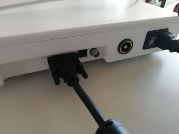 HU-01 Video Procesador Full HD digital Hugemed para usarlo con Ureteroscopios desechable o reusable de misma marca , salida DVI-3689